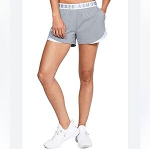 Under Armour Women’s Play Up 3.0 Grey and White Shorts Size Small
